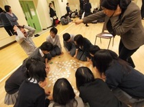 毎年恒例新春かるた大会ー日本の伝統文化をイギリスで満喫!