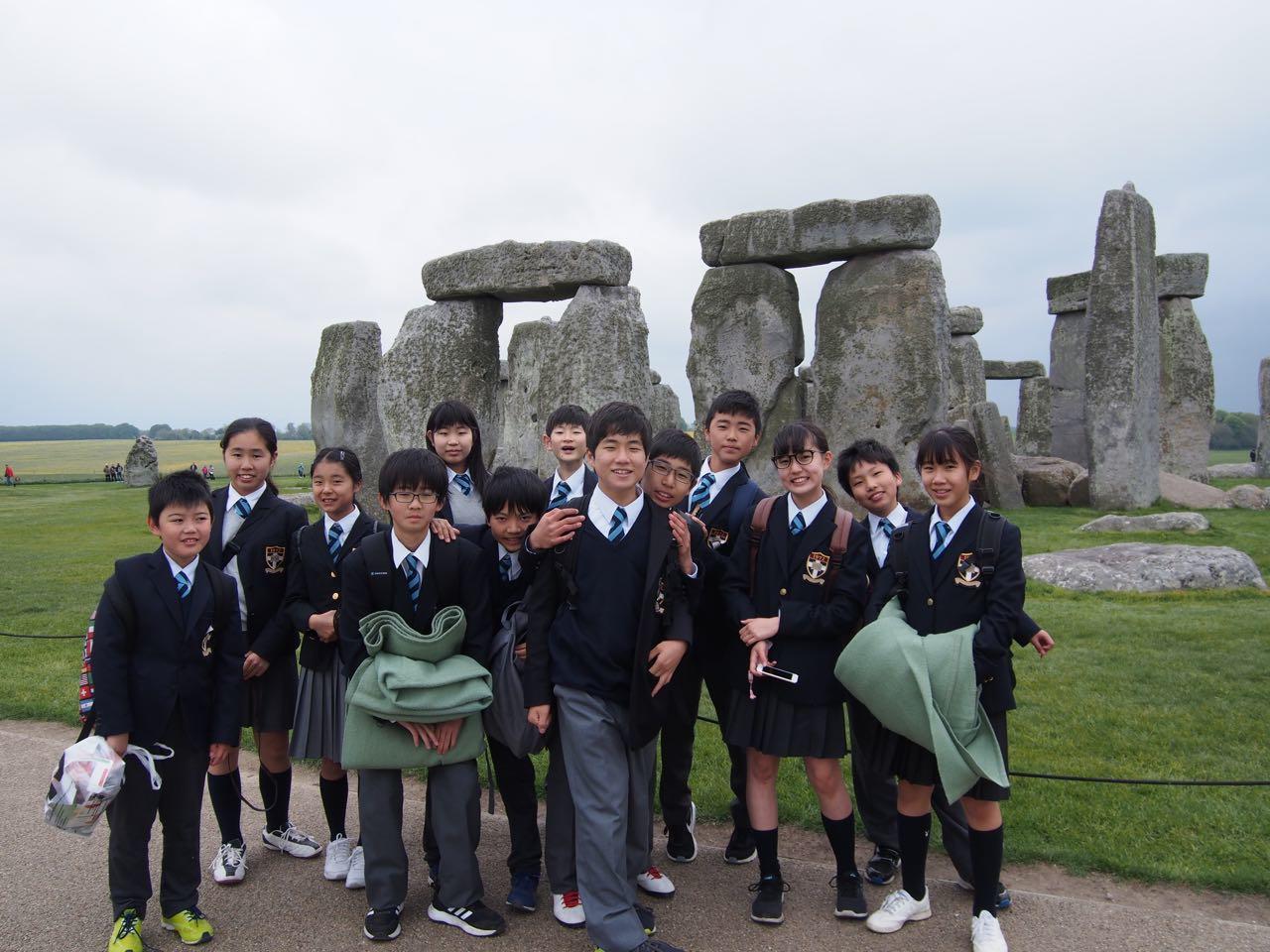 天気に恵まれた小学部・中学部アウティング：Stonehenge ＆ Bath を巡った欲張りトリップ