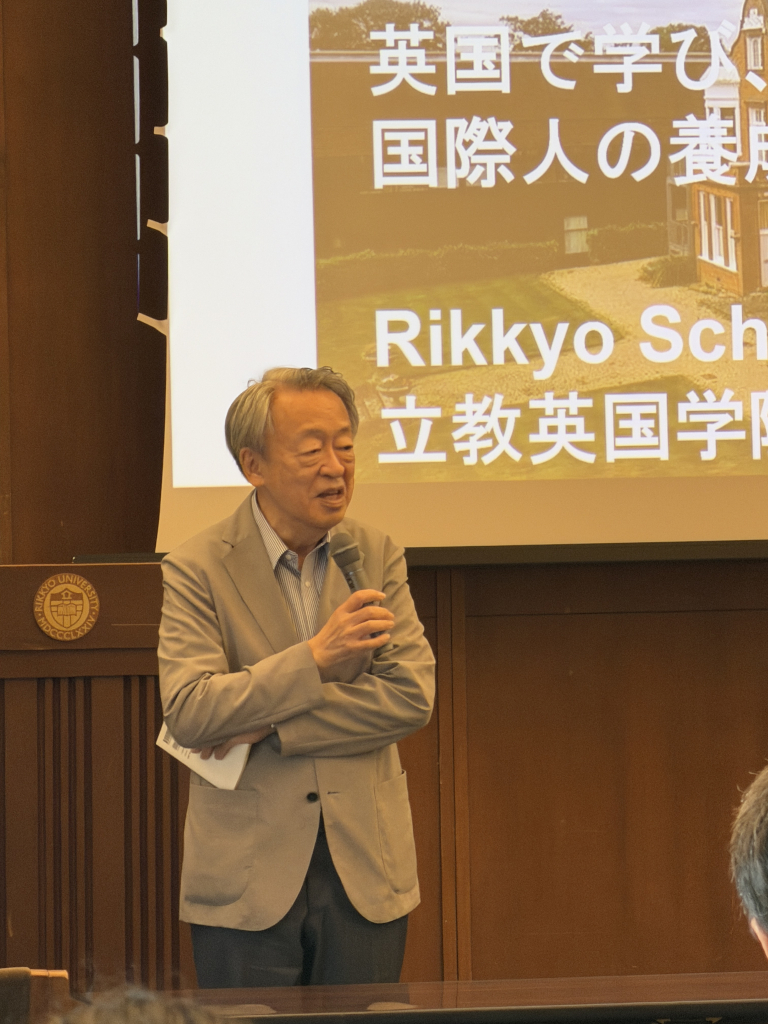 池上彰名誉校長が学校説明会に出席しました。